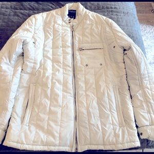 Lightweight warm coat in white